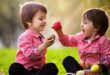 Cara Mengajari Anak untuk Berbagi Membentuk Generasi Pemurah dan Suka Menolong Sesama