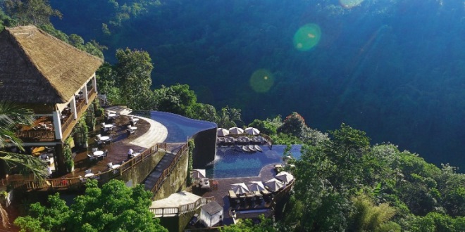Hotel dengan View Pemandangan Alam Indah di Dunia yang Bikin Kamu Lupa Waktu dan Enggan Pulang